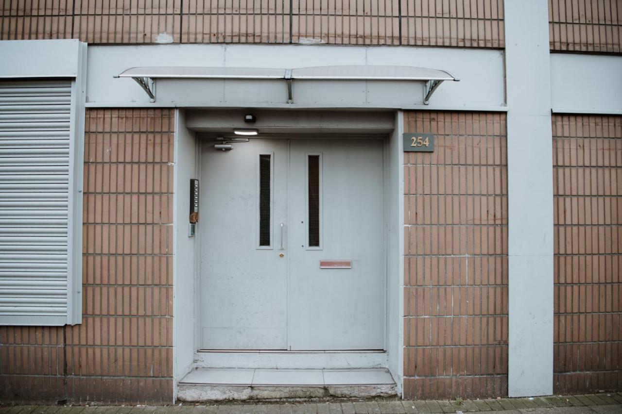 Flats Near Football Clubs Liverpool Exterior photo